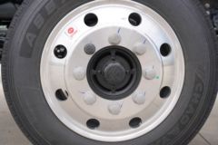 江淮 星耀X5 240马力 4X2 9.6米厢式载货车