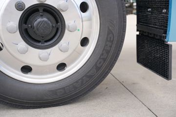 ���� ��ҫX5 240���� 4X2 9.6����ʽ�ػ���ͼƬ