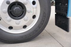 江淮 星耀X5 240马力 4X2 9.6米厢式载货车