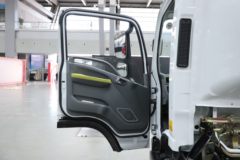 东风柳汽 乘龙L2V 翼威 单排纯电动栏板轻卡86.55kWh
