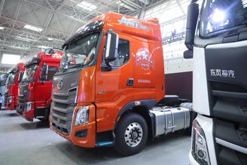 �������� ����H7�ؿ� ½���� 700���� 6X4 AMT�Զ���ǣ����(Һ��)ͼƬ