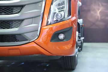 �������� ����H7�ؿ� ½���� 700���� 6X4 AMT�Զ���ǣ����(Һ��)ͼƬ