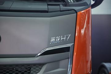 �������� ����H7�ؿ� ½���� 700���� 6X4 AMT�Զ���ǣ����(Һ��)ͼƬ