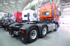 东风柳汽 乘龙H7重卡 陆航版 700马力 6X4 AMT自动档牵引车(液缓)