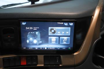 �������� ����H7�ؿ� ½���� 700���� 6X4 AMT�Զ���ǣ����(Һ��)ͼƬ