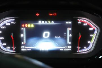 �������� ����H7�ؿ� ½���� 700���� 6X4 AMT�Զ���ǣ����(Һ��)ͼƬ