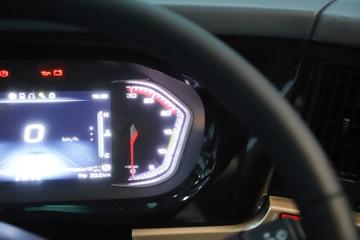 �������� ����H7�ؿ� ½���� 700���� 6X4 AMT�Զ���ǣ����(Һ��)ͼƬ