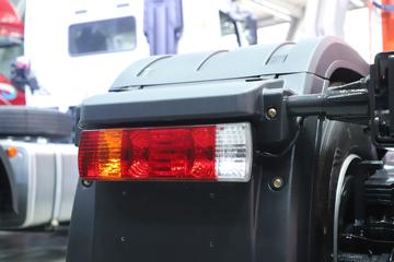 �������� ����H7�ؿ� ½���� 700���� 6X4 AMT�Զ���ǣ����(Һ��)ͼƬ