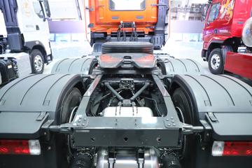 �������� ����H7�ؿ� ½���� 700���� 6X4 AMT�Զ���ǣ����(Һ��)ͼƬ