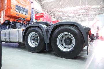 �������� ����H7�ؿ� ½���� 700���� 6X4 AMT�Զ���ǣ����(Һ��)ͼƬ