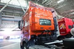 东风柳汽 乘龙H7重卡 陆航版 700马力 6X4 AMT自动档牵引车(液缓)