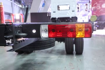  H5  280 4X2 9.7LNGʽػͼƬ