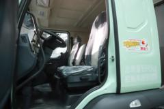 东风柳汽 新乘龙M3 200马力 4X2 4.5米自卸车