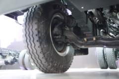 东风柳汽 新乘龙M3 200马力 4X2 4.5米自卸车