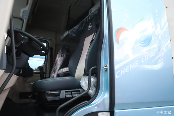 乘龙H7牵引车新车上市 欢迎到店垂询