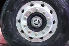 东风柳汽 乘龙H7重卡 570马力 6X4 双燃料牵引车