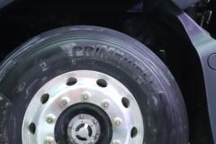 东风柳汽 乘龙H7重卡 570马力 6X4 双燃料牵引车