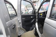 福田 祥菱V3 1.5L 143马力 CNG 3.02米双排栏板微卡(BJ1030V4AC8-43)