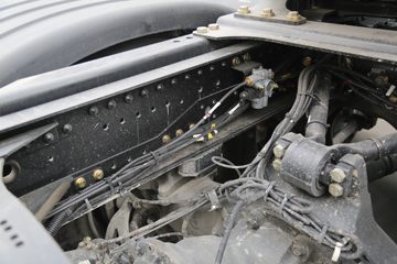 ��������˹ ���� 500���� 6X4 CNGǣ����(SX4259XD4TQ1)ͼƬ