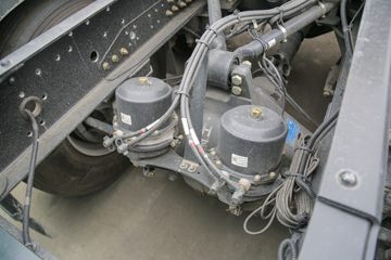 ��������˹ ���� 500���� 6X4 CNGǣ����(SX4259XD4TQ1)ͼƬ