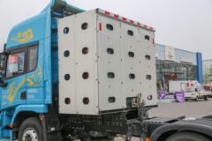 陕汽康明斯 龙骁 500马力 6X4 CNG牵引车(SX4259XD4TQ1)