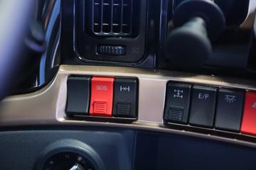 �������� ����H7�ؿ� 590���� 6X4 LNG�Զ���ǣ����ͼƬ