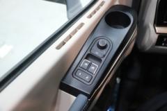 东风柳汽 乘龙H5V 540马力 6X4 LNG自动档牵引车(液缓)