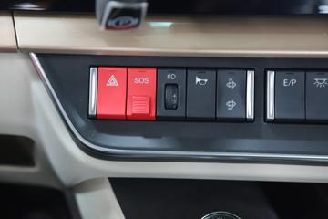 �������� ����H5V 6.9L���� 330���� 4X2 ������10�� AMT�Զ��� 6.8�ײ�դʽ�ػ���ͼƬ