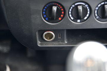 ����;�� T5 1.6L 122���� ���� 3.81�׵�����ʽС��(EQ5031XXY16QCCAC)ͼƬ