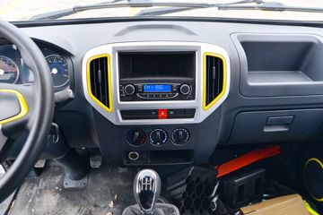 ����;�� T5 1.6L 122���� ���� 3.81�׵�����ʽС��(EQ5031XXY16QCCAC)ͼƬ