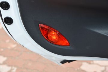 ����;�� T5 1.6L 122���� ���� 3.81�׵�����ʽС��(EQ5031XXY16QCCAC)ͼƬ