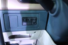 东风柳汽 乘龙H7 6X4 氢燃料牵引车
