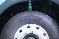 东风柳汽 乘龙H7 6X4 氢燃料牵引车
