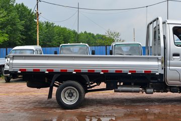 ����;�� T3 1.6L 123���� ���� 3.7�׵�������С��(EQ1030S60Q1E)ͼƬ