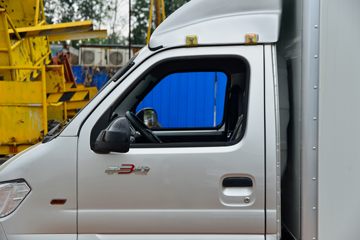 ����;�� T3 1.3L 91���� 3.05�׵�����ʽС��(��̥)(���յ�)(EQ5026XXY60Q4AAC)ͼƬ