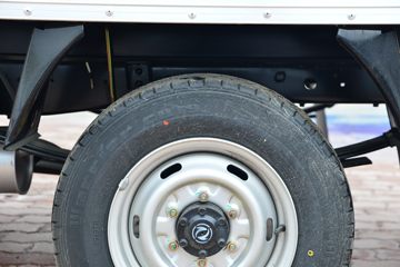 ����;�� T3 1.3L 91���� 3.05�׵�����ʽС��(��̥)(���յ�)(EQ5026XXY60Q4AAC)ͼƬ