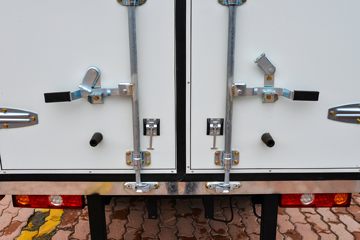 ����;�� T3 1.3L 91���� 3.05�׵�����ʽС��(��̥)(���յ�)(EQ5026XXY60Q4AAC)ͼƬ