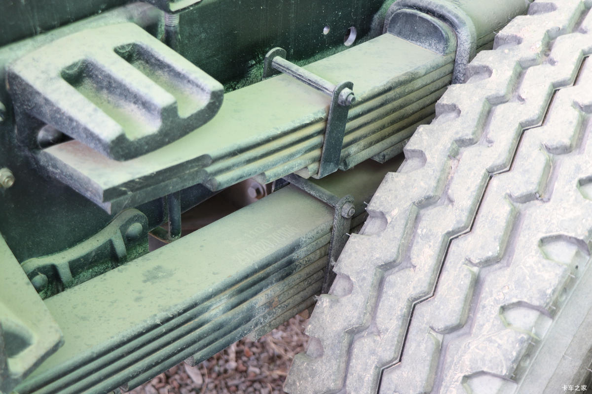Ͽ K68D 270 8X2 6ж(ɫ)(NJA3312DPF56A)                                                
