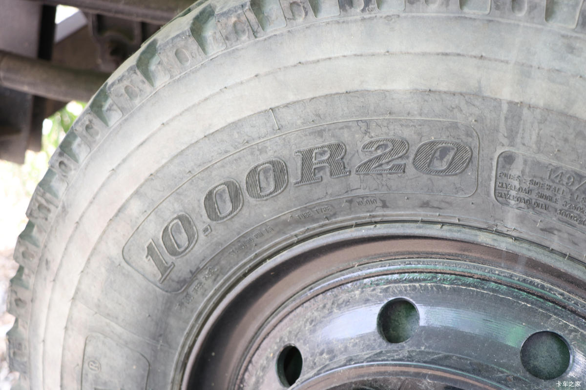 Ͽ K68D 270 8X2 6ж(ɫ)(NJA3312DPF56A)                                                