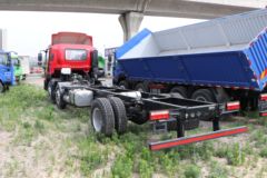 南骏汽车 瑞宇K68G 230马力 6X2 7.8米仓栅式运输车(NJA5240CCYDPF63A) 南骏汽车 瑞宇K68G 230马力 6X2 7.8米仓栅式运输车(NJA5240CCYDPF63A)