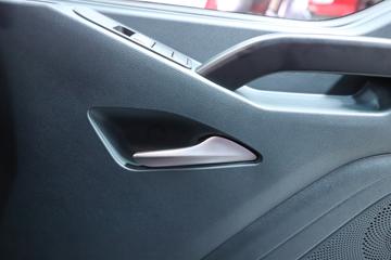 �������� ����H5 260���� 4X2 9.7����ʽ�ػ���ͼƬ