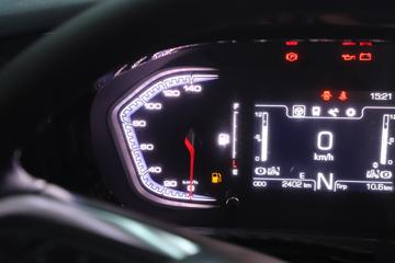 �������� ����H5 260���� 4X2 9.7����ʽ�ػ���ͼƬ