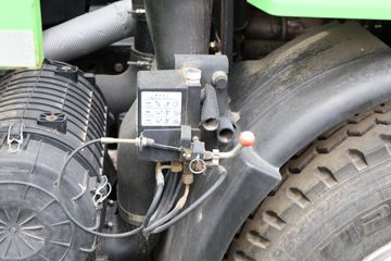 �Ͽ����� ����R60D 270���� 8X4 6����ж��(NJA3310DPF56A)ͼƬ