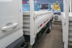 福田 时代领航S1 150马力 3.85米单排栏板小卡