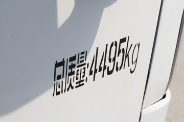 �������ó� ����S300 4.5T 4.2�׵��Ŵ��綯��դʽ�Ῠ(��ɲ)100.46kWhͼƬ