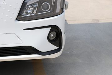 �������ó� ����S300 4.5T 4.2�׵��Ŵ��綯��դʽ�Ῠ(��ɲ)100.46kWhͼƬ