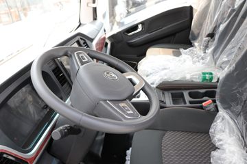 �������ó� ����S300 4.5T 4.2�׵��Ŵ��綯��դʽ�Ῠ(��ɲ)100.46kWhͼƬ