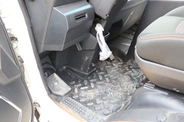 �������ó� ����S300 4.5T 4.2�׵��Ŵ��綯��դʽ�Ῠ(��ɲ)100.46kWhͼƬ