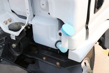 �������ó� ����S300 4.5T 4.2�׵��Ŵ��綯��դʽ�Ῠ(��ɲ)100.46kWhͼƬ