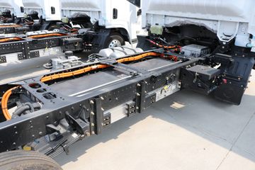 �������ó� ����S300 4.5T 4.2�׵��Ŵ��綯��դʽ�Ῠ(��ɲ)100.46kWhͼƬ